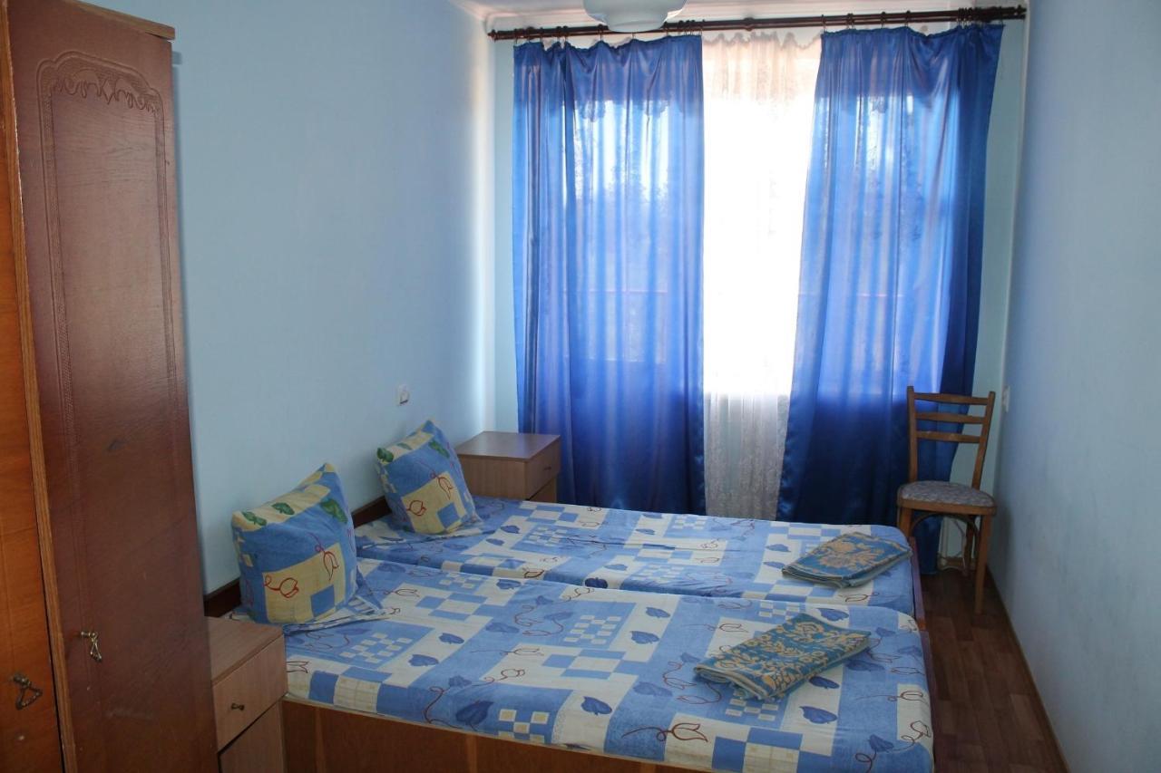 Kometa-2 Hotel Koblevo Quarto foto