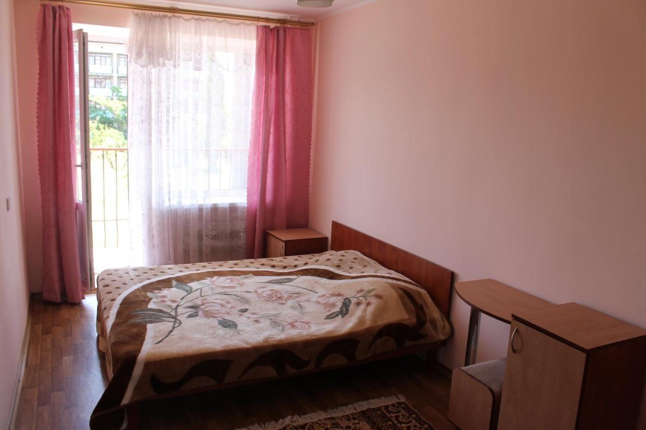 Kometa-2 Hotel Koblevo Quarto foto
